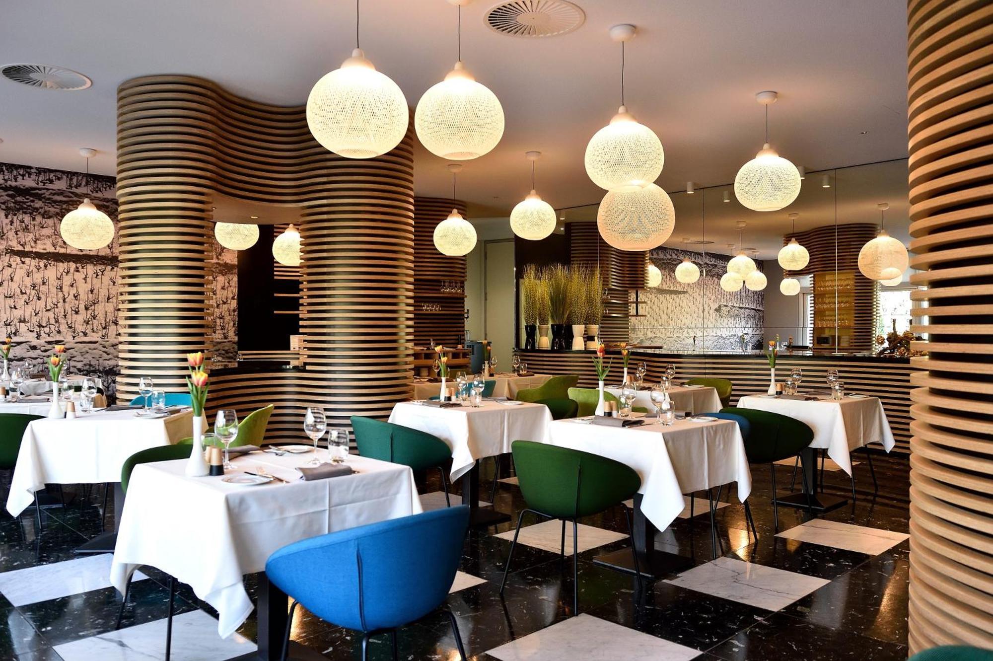 Hotel Vatel 4* Superior Martigny Eksteriør bilde